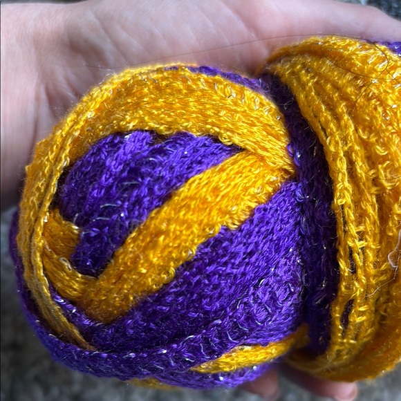 Multicolor Yarn Bundle - Picture 5 of 8